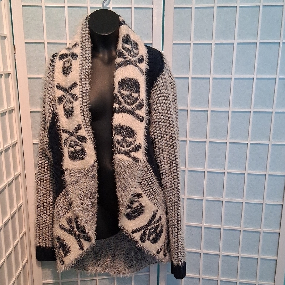 Celsius Navy & White Skull Patterned Open  Cardigan 6628